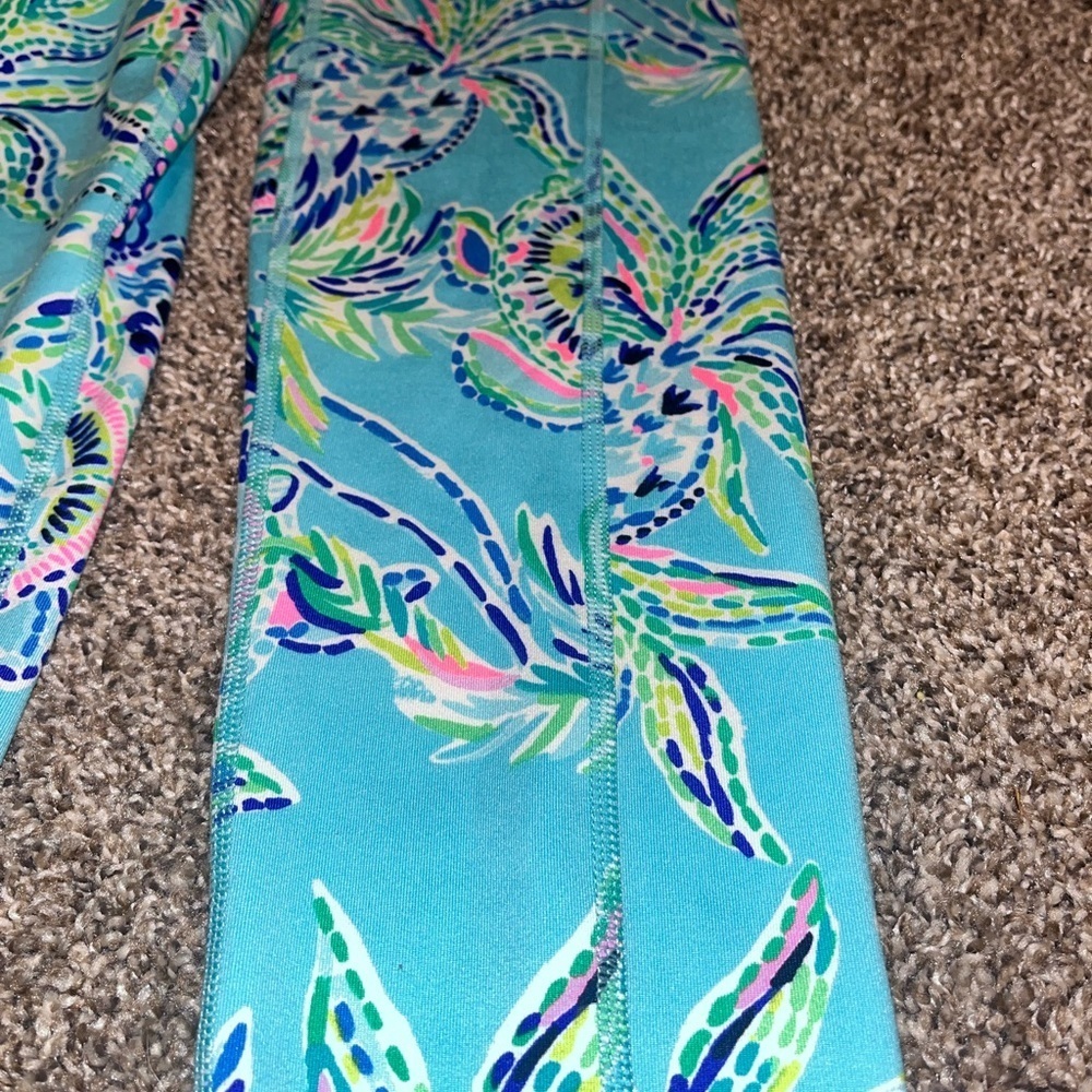 Lilly Pulitzer Luxletic Weekender High Rise midi Bermuda Blue Turtle SZ Size XS - Picture 2 of 9